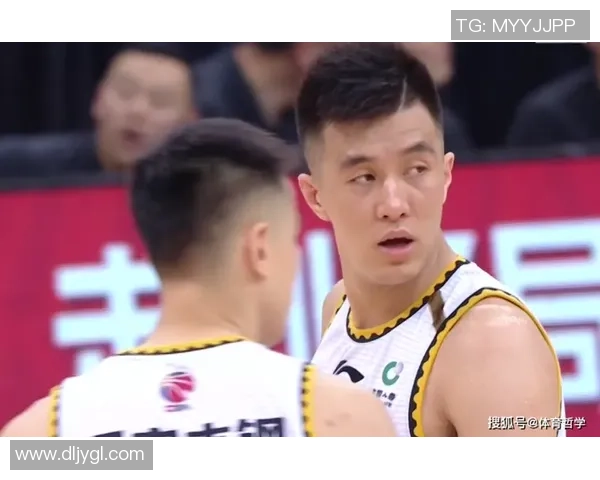 上海篮球队灵活性表现分析及其对比赛胜负的影响探讨 上海篮球队灵活性表现分析及其对比赛胜负的影响探讨