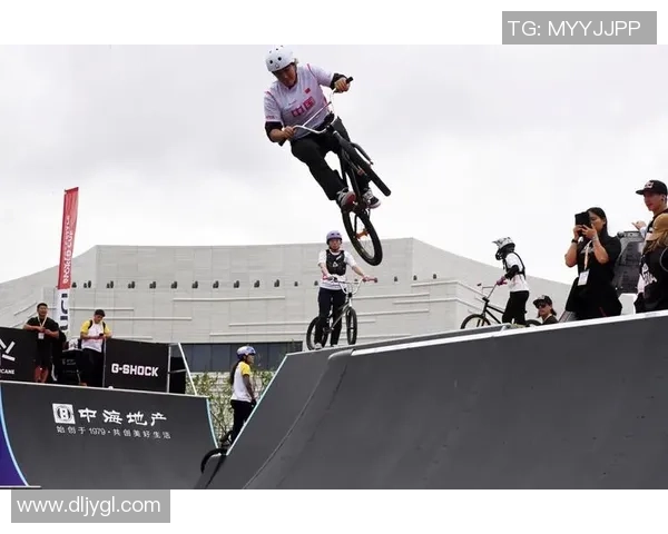 上海极限运动队快攻策略分析与表现评估探讨