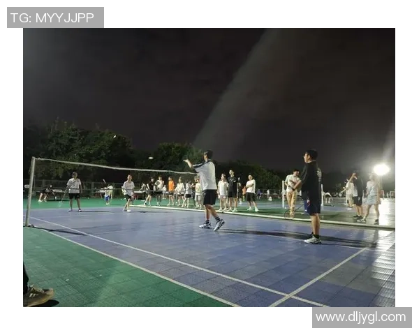 上海羽毛球队的崛起与实力探讨聚焦羽毛球运动的未来发展与挑战 上海羽毛球队的崛起与实力探讨聚焦羽毛球运动的未来发展与挑战