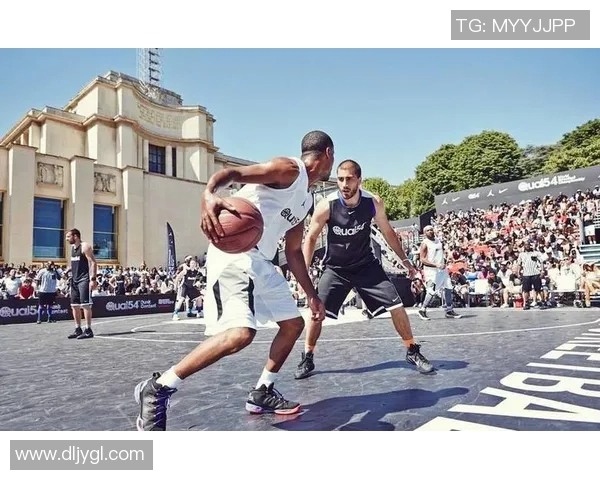 成都篮球队逆袭之路冠军赛特别报道展现拼搏精神与团队力量 成都篮球队逆袭之路冠军赛特别报道展现拼搏精神与团队力量